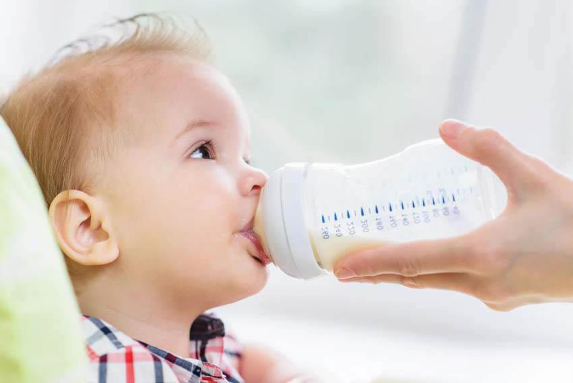 Sữa cho trẻ sơ sinh Tất cả những gì bạn cần biết